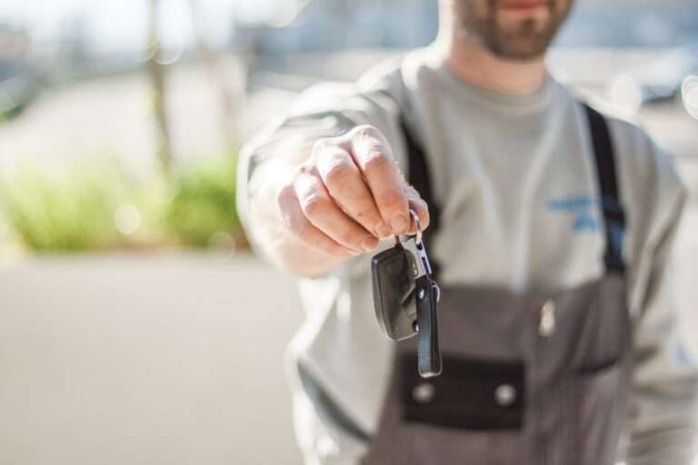 car key replacement with your vehicle identification number for your truck cars and vehicle locks