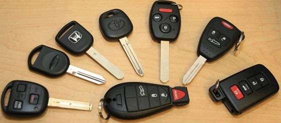 the cost of locksmith to replace a new key remote to vehicle