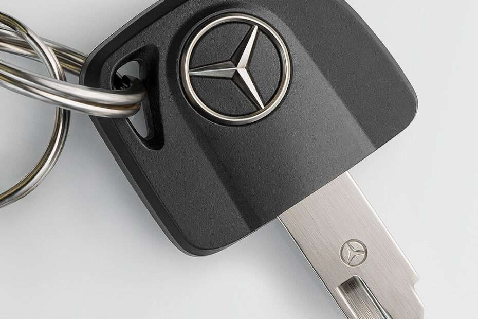 can a locksmith make a key for a mercedes