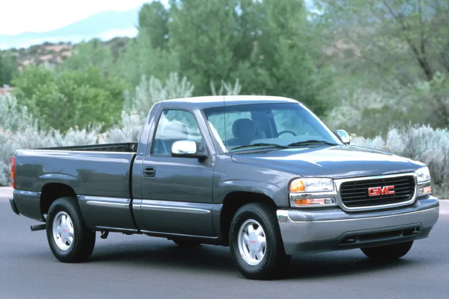 GMC Sierra 2000 20051 1